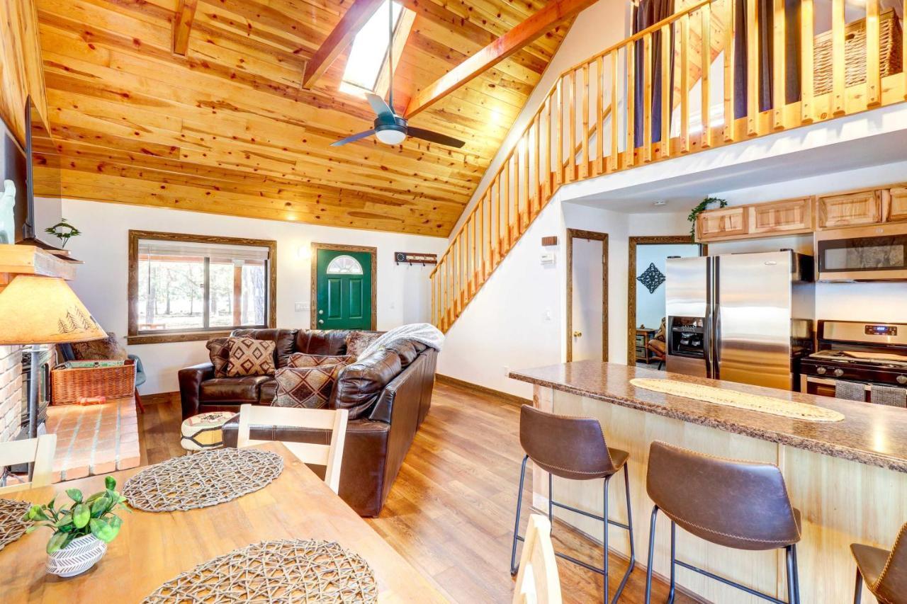 Lakeside Cabin Rental With Hot Tub - Close To Hiking Pinetop-Lakeside Exterior foto